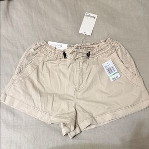 Kensie Women's Beige Cargo Shorts